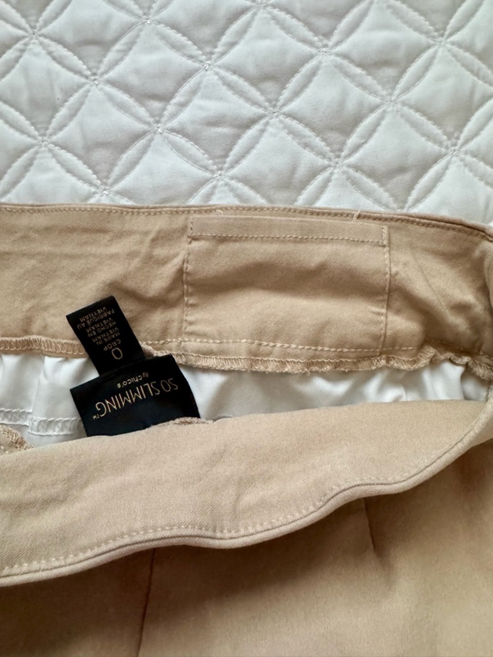 Chico's Tan So Slimming Cropped Pull-on Pants Size Small 4, Chicos Size 0 - Picture 13 of 13